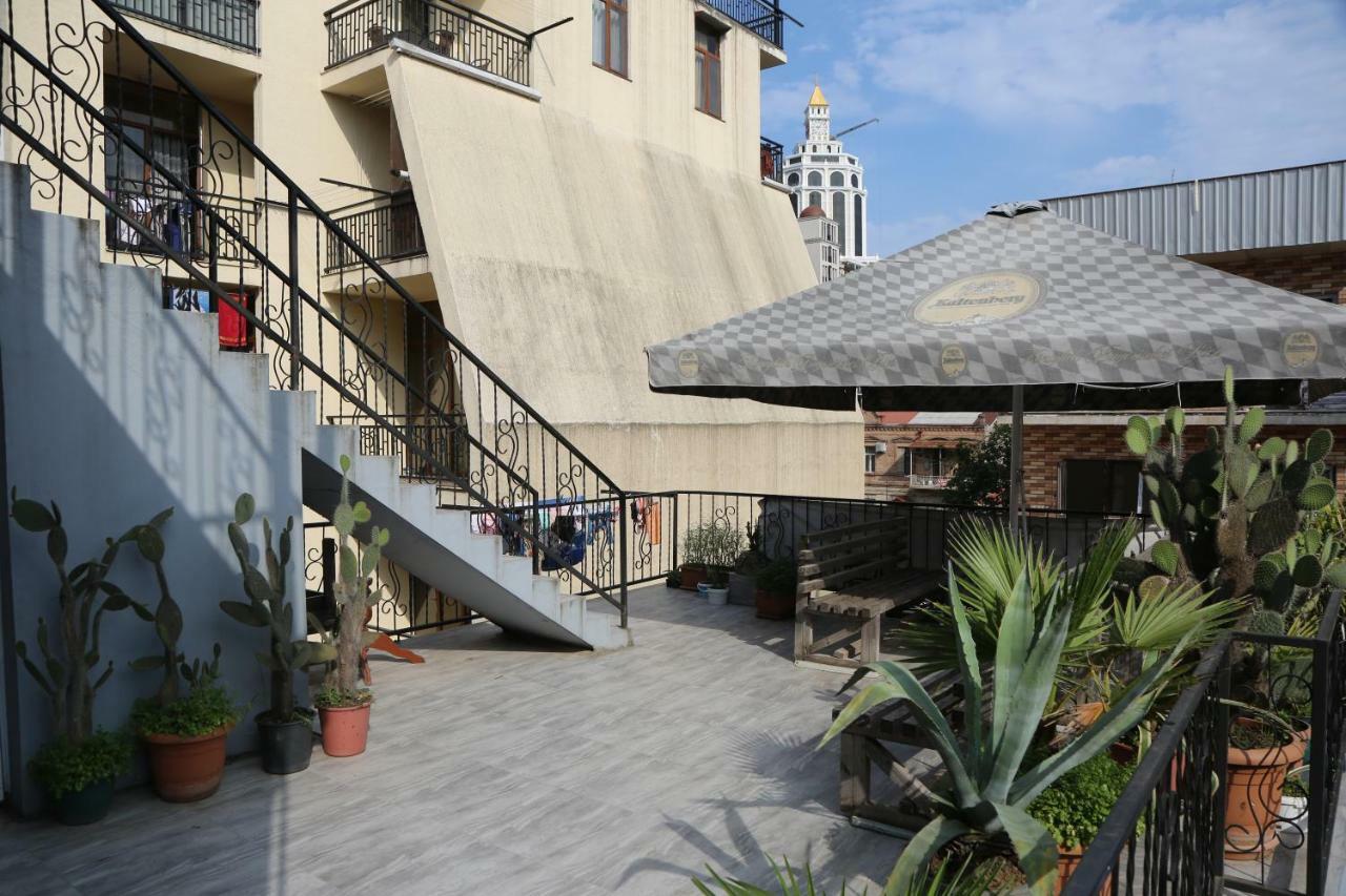 Duru'S Apartment With 3 Bedrooms Batumi Exteriör bild